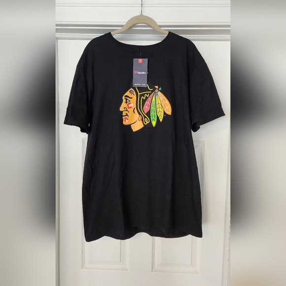 NWT Chicago Blackhawks Conner Bedard T-Shirt XL - Picture 2 of 4